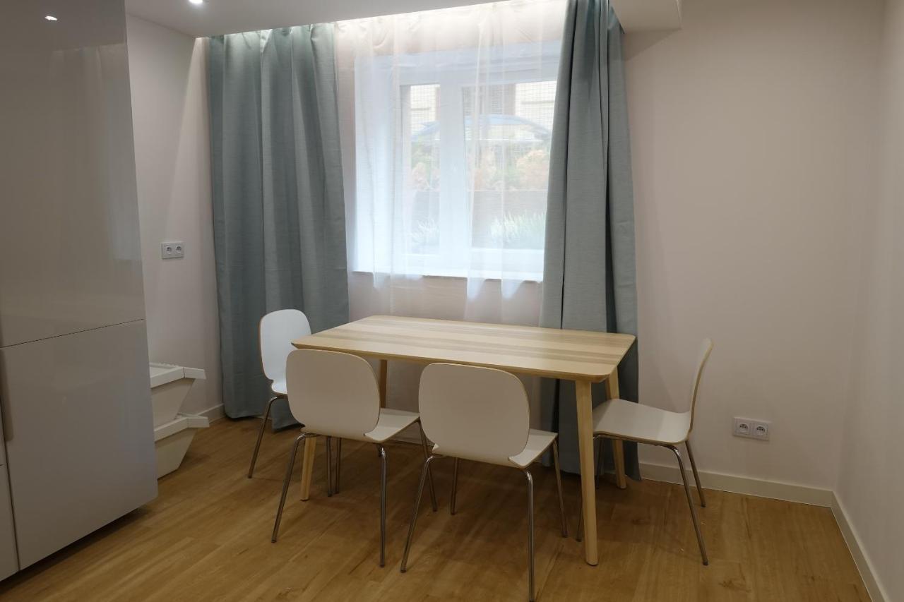 Three Rooms Apartment Krakau Exterior foto